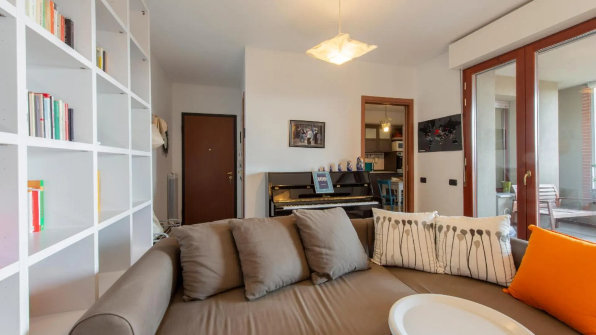 Appartamento North Milan - Beautiful Flat With Terrace 0*,  Italia