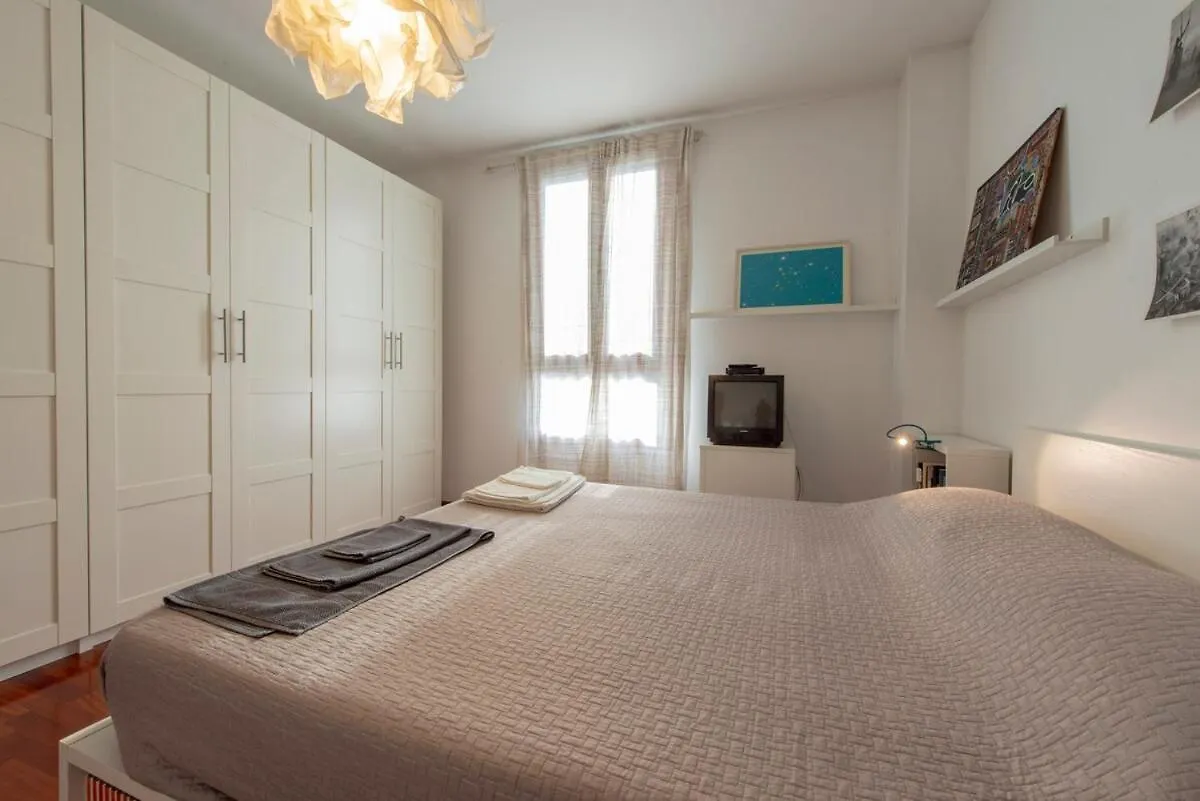 North Milan - Beautiful Flat With Terrace Apartment